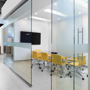 68 Railside Road meeting room with TV