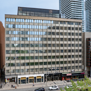 150 Eglinton Avenue building exterior