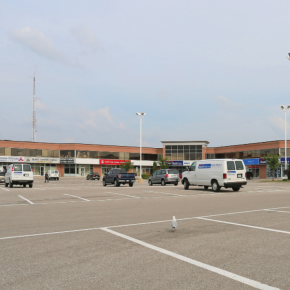 Barrie Commercial Portfolio - plaza exterior showing buildings and parking
