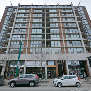 188 Spadina Avenue Main Building Exterior Photo