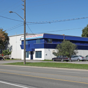 528 Victoria Street East building exterior showing main entrance