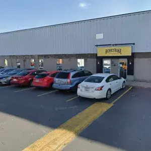 Front view of unit available for sublease at 3254 Hawthorne Road