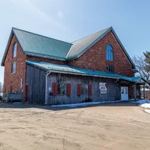 Read Brick Farm House style Veterinary Clinic