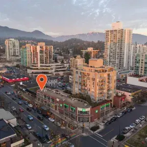 1434 Lonsdale Avenue