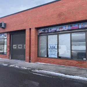 4801 Steeles Avenue W Units 14 & 15 Exterior