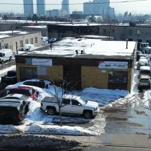 97-99 Kenhar Drive Automotive Building