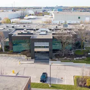 125 Villarboit Crescent Building
