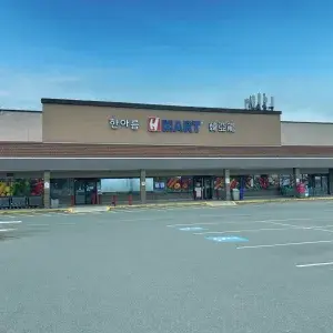 19555 Fraser Highway building currently occupied by H-Mart