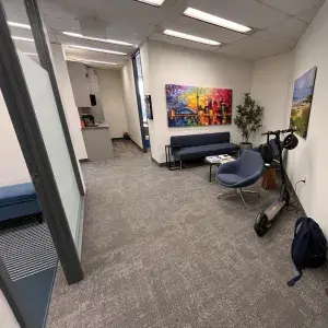 2 Bloor Street W thumbnail interior view of the office 