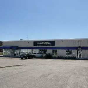 5125 Steeles Avenue W Front Exterior