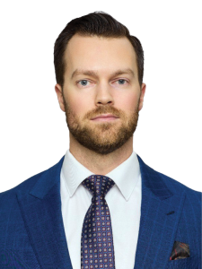 John Apollinaro Headshot Photo