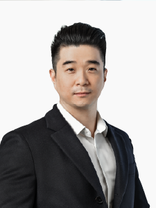 Andy Kang Headshot