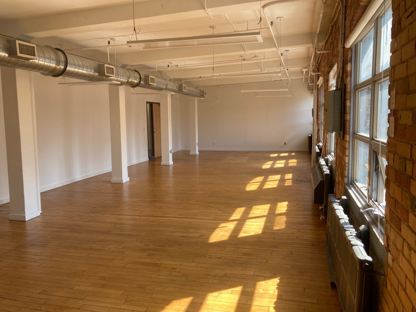174_SpadinaAvenue_Interior3.jpg