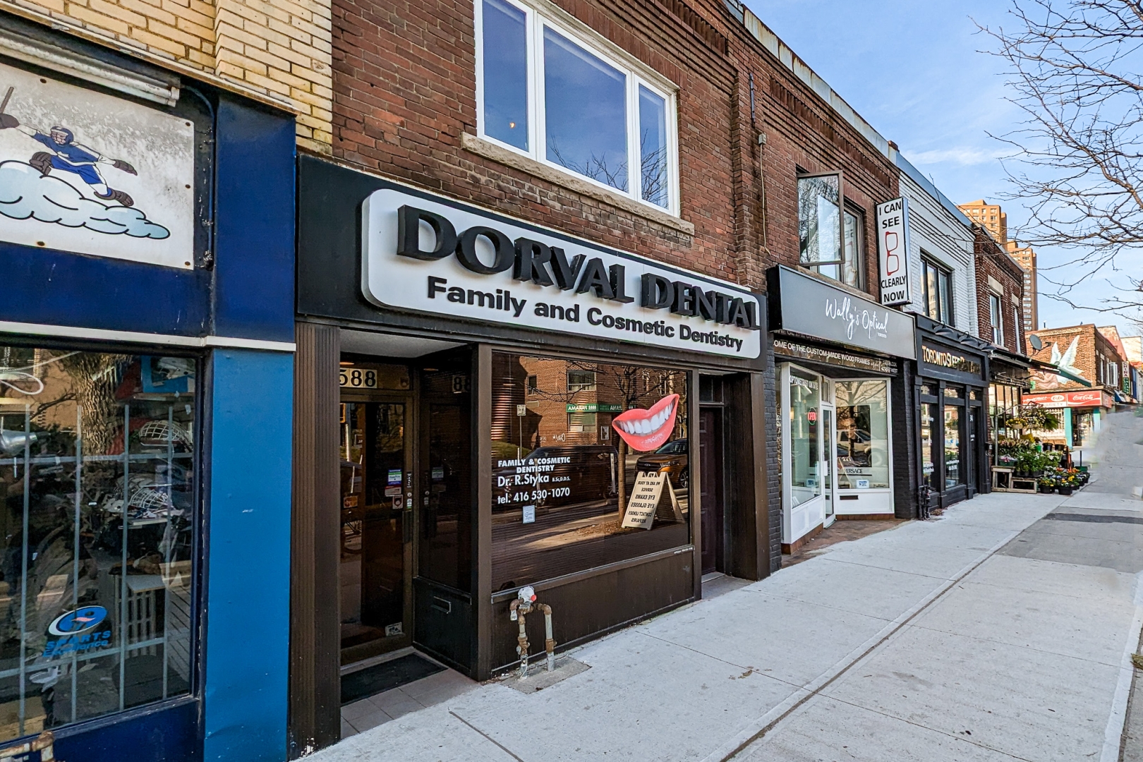 1588 Bloor Street West exterior