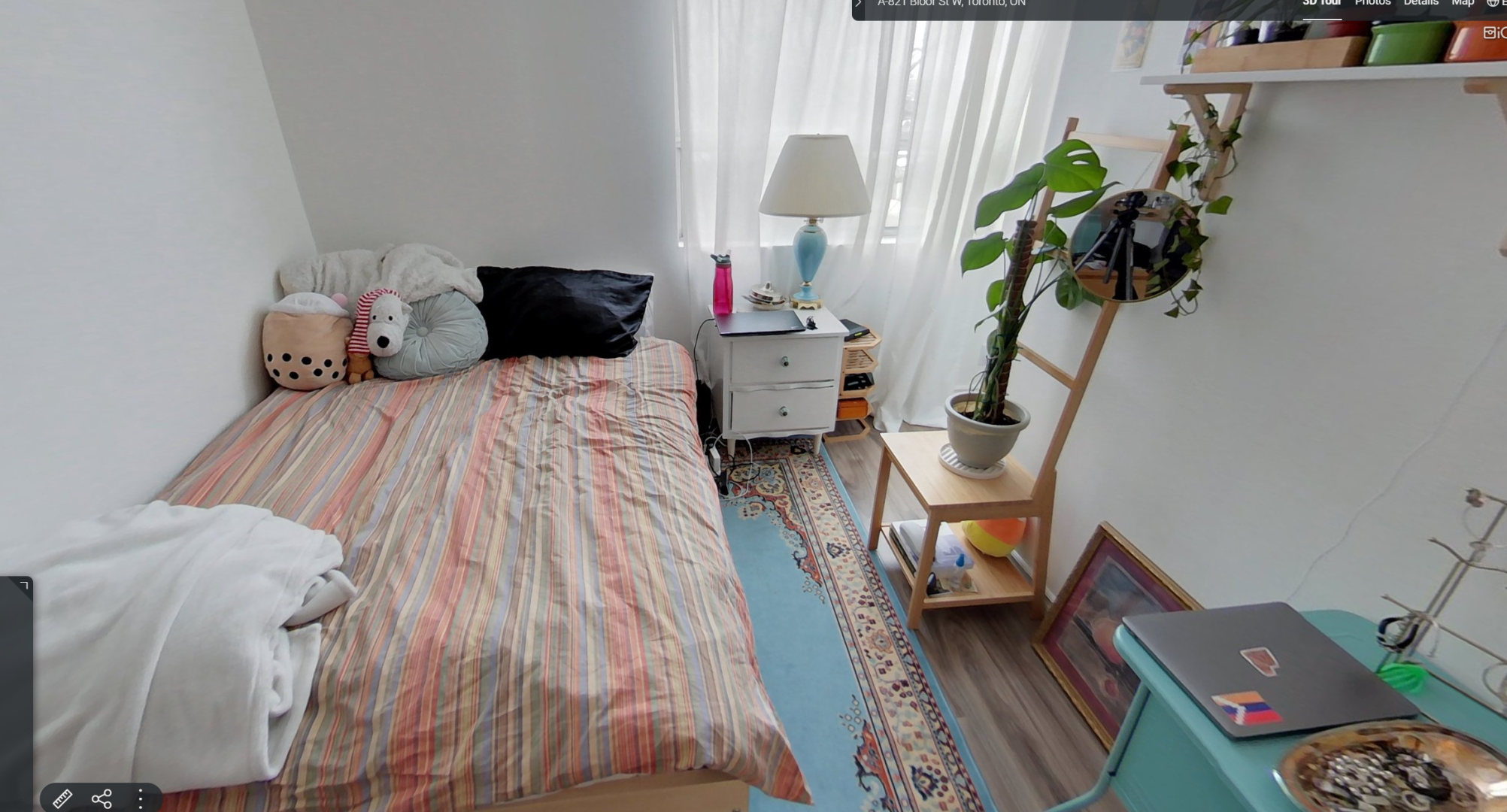 821A Bloor Street W bedroom