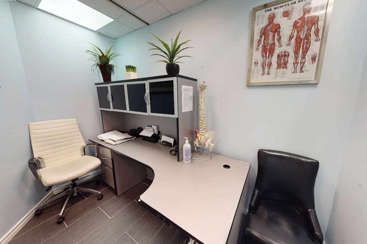 295 College Street Interior