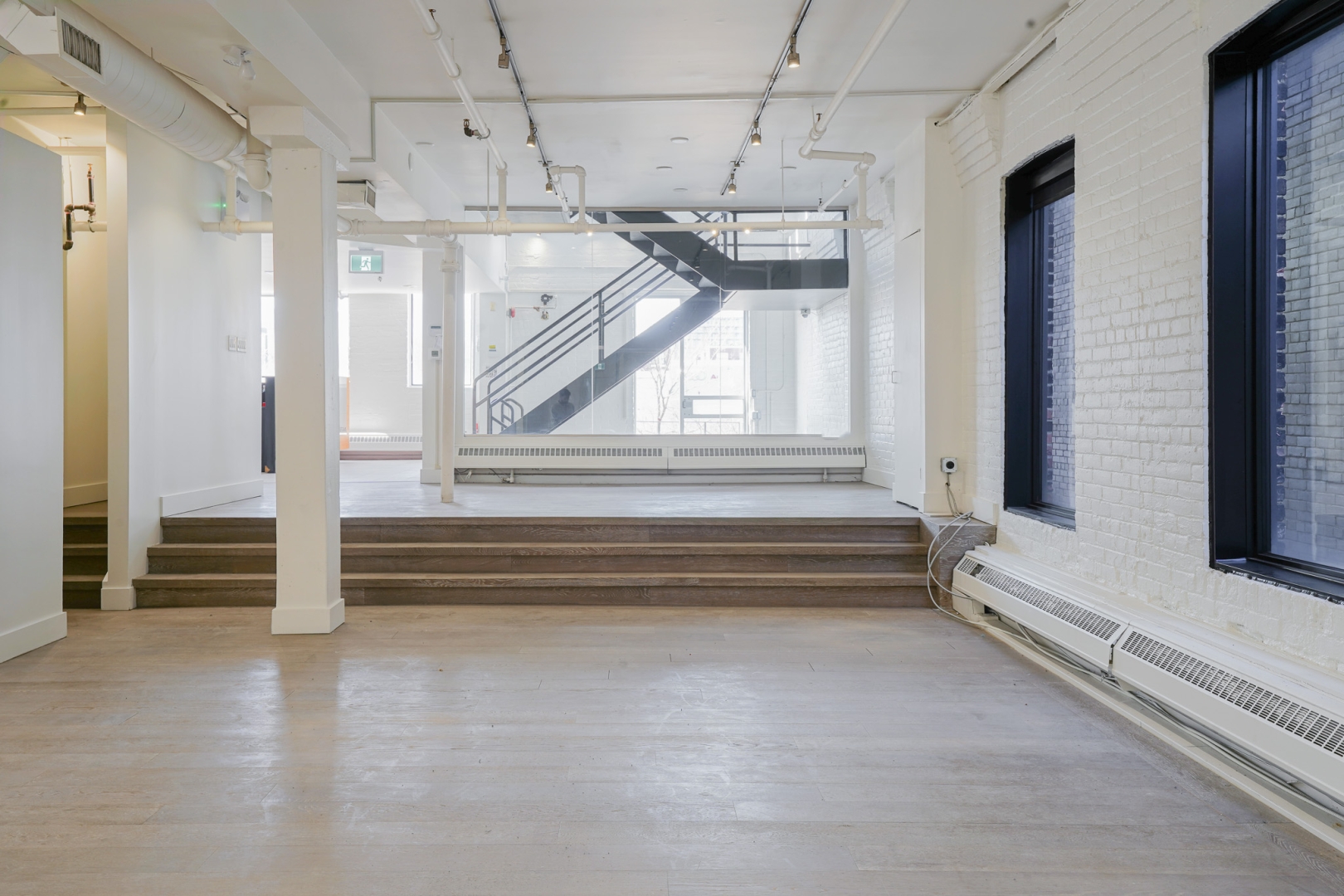 43 Davies Avenue 1st floor interior