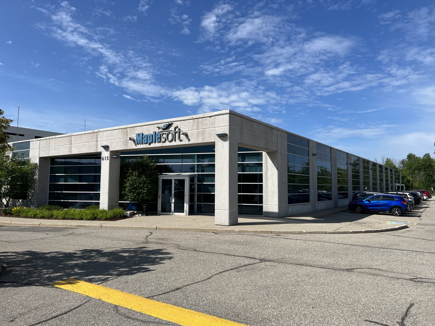 615 Kumpf Drive Exterior of Building