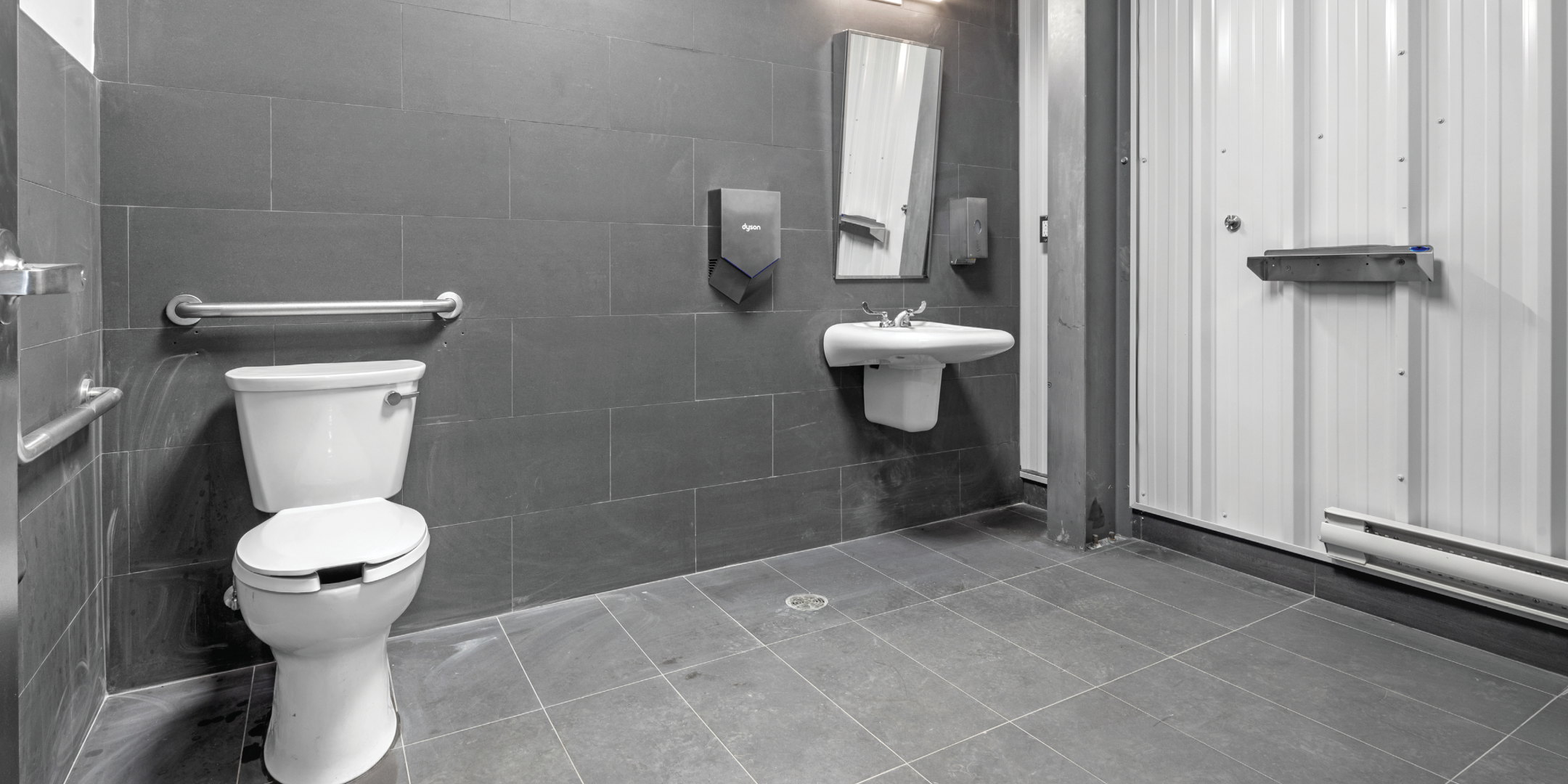 31 Antares Drive Bathroom