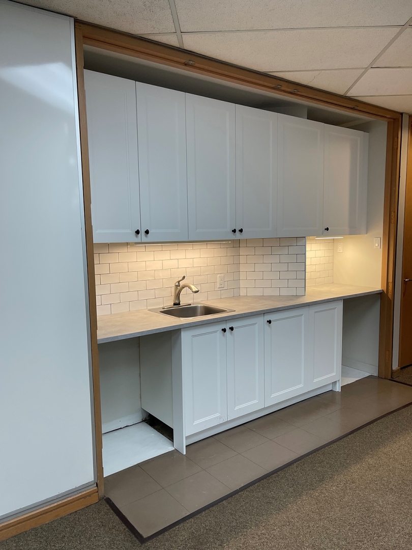 130 Merton Street kitchen