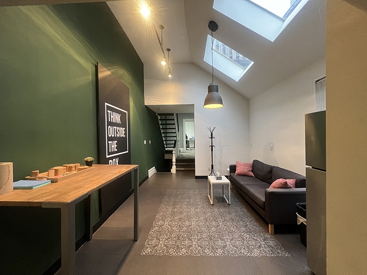 532 Queen Street East 2nd floor