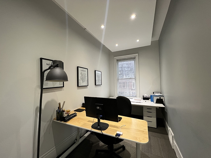 532 Queen Street East 2nd floor