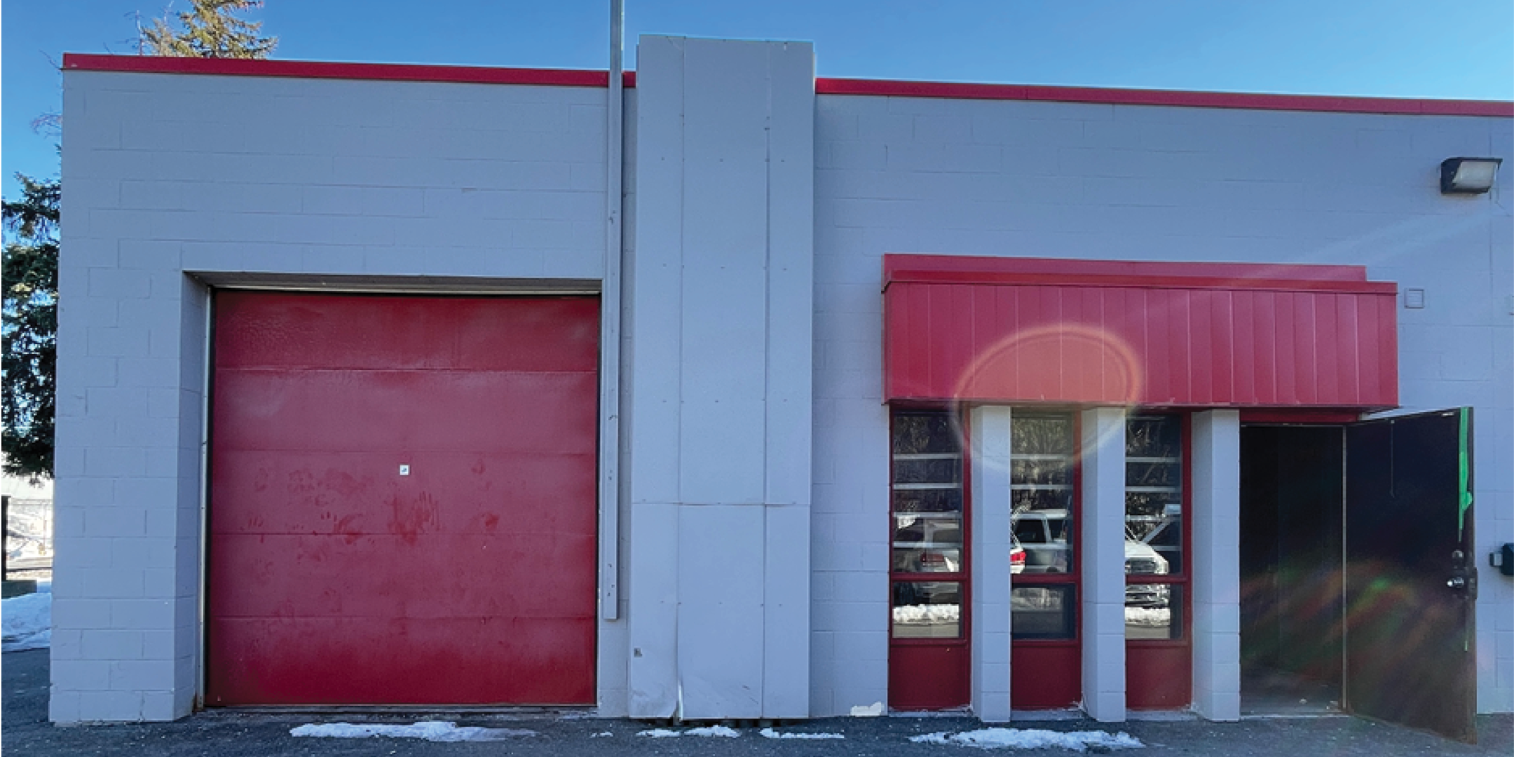 3210 Swansea Crescent Exterior