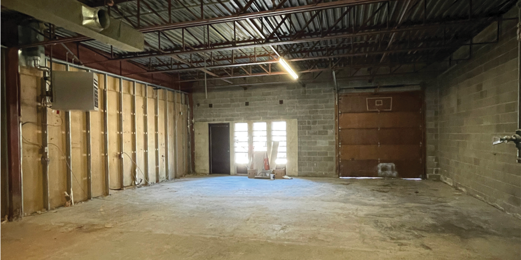 3210 Swansea Crescent Interior