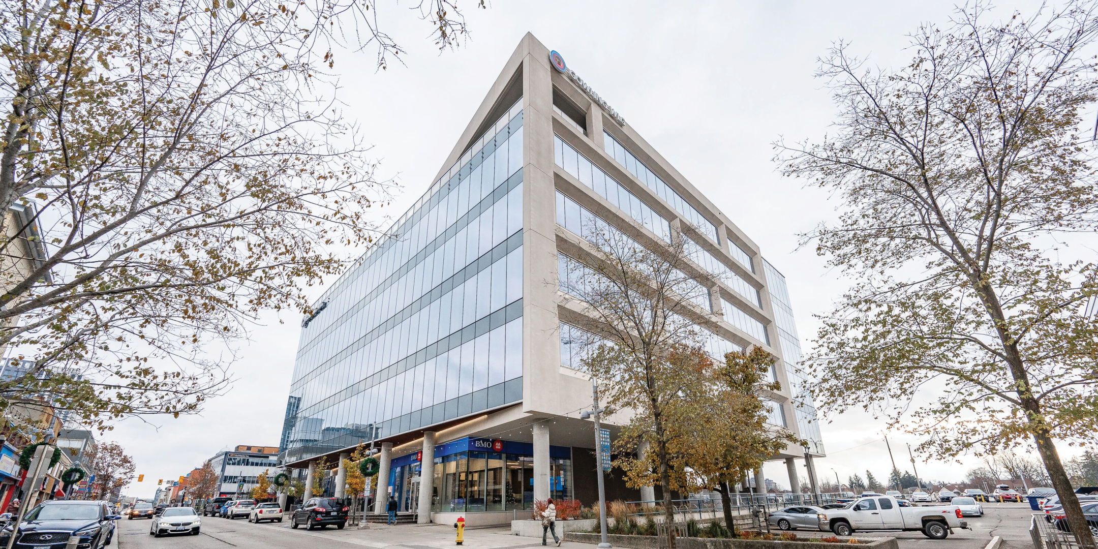 345 King Street W Building Picture