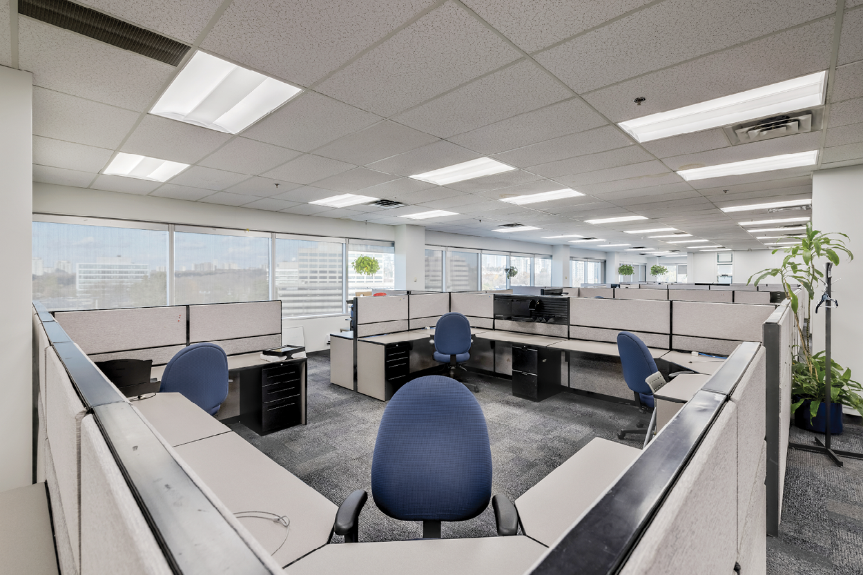 41 Valleybrook office desks showing the window view