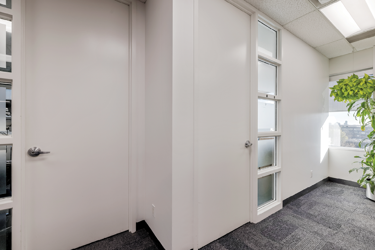 41 Valleybrook office corner showing doors