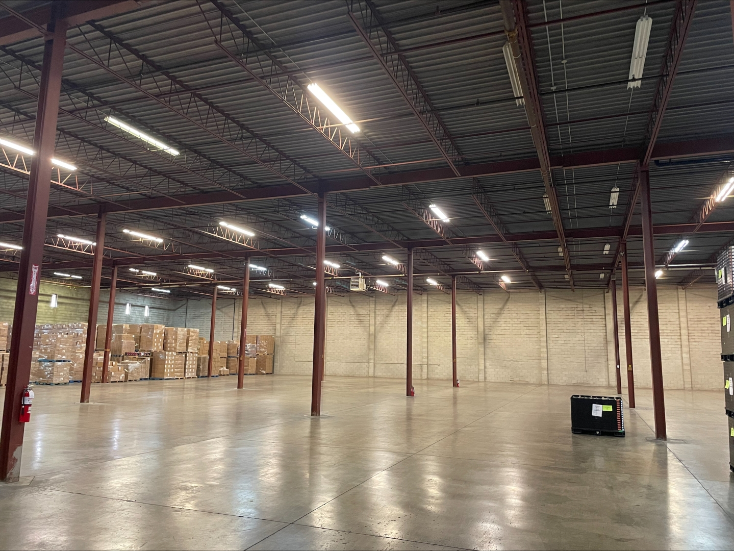 378 Elgin St with big empty storage area