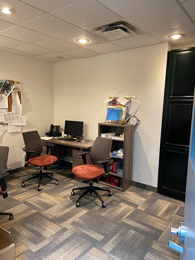 73 Mutual Street small office with desk and chairs in the corner