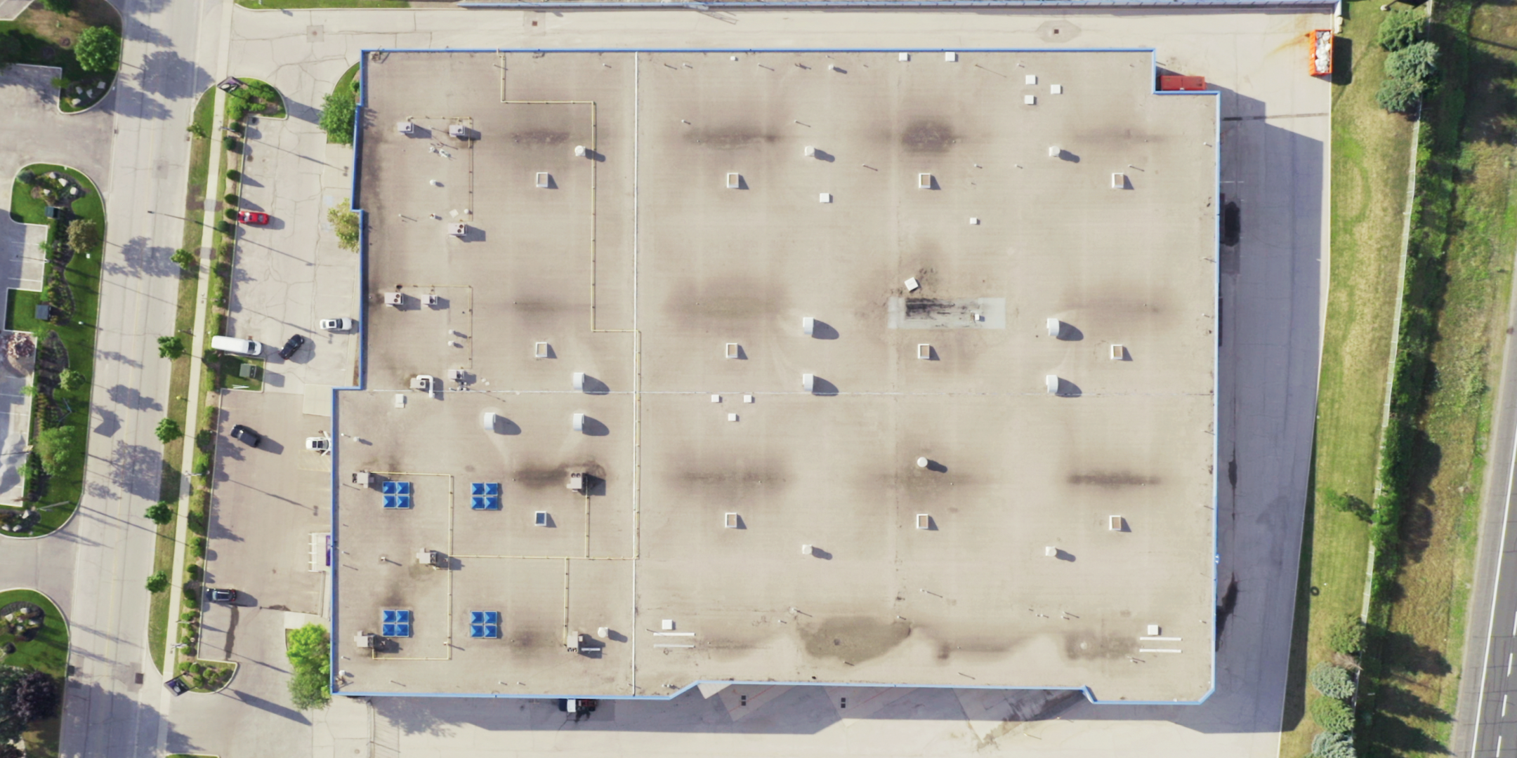 Bird's eye view of 239 Chrislea Road showing parking and access