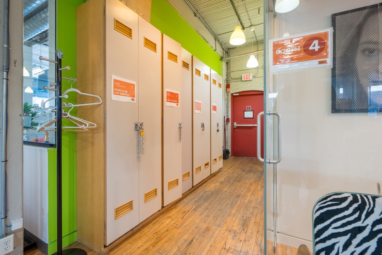 720 Bathhurst St large lockers