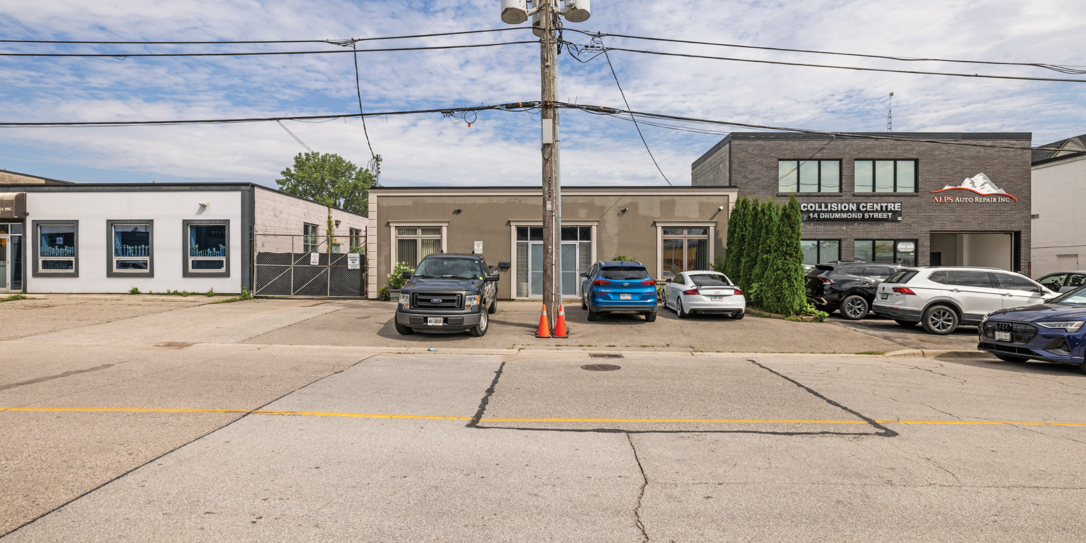 12-50 Drummond Street view of street and parking