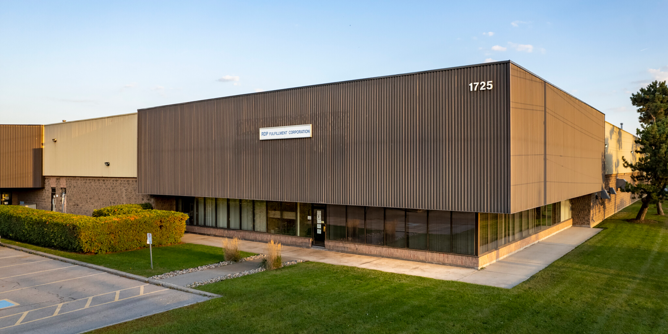 1725 Mcpherson Court exterior main entrance with unit number