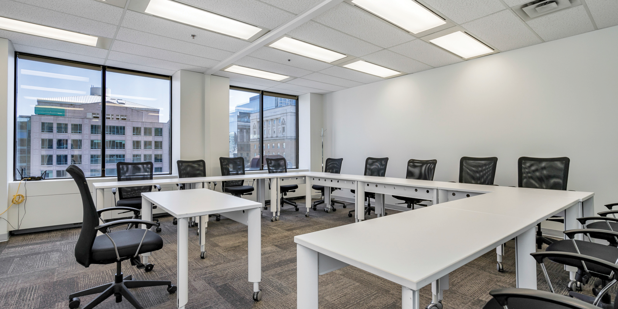 18 King Street E Boardroom