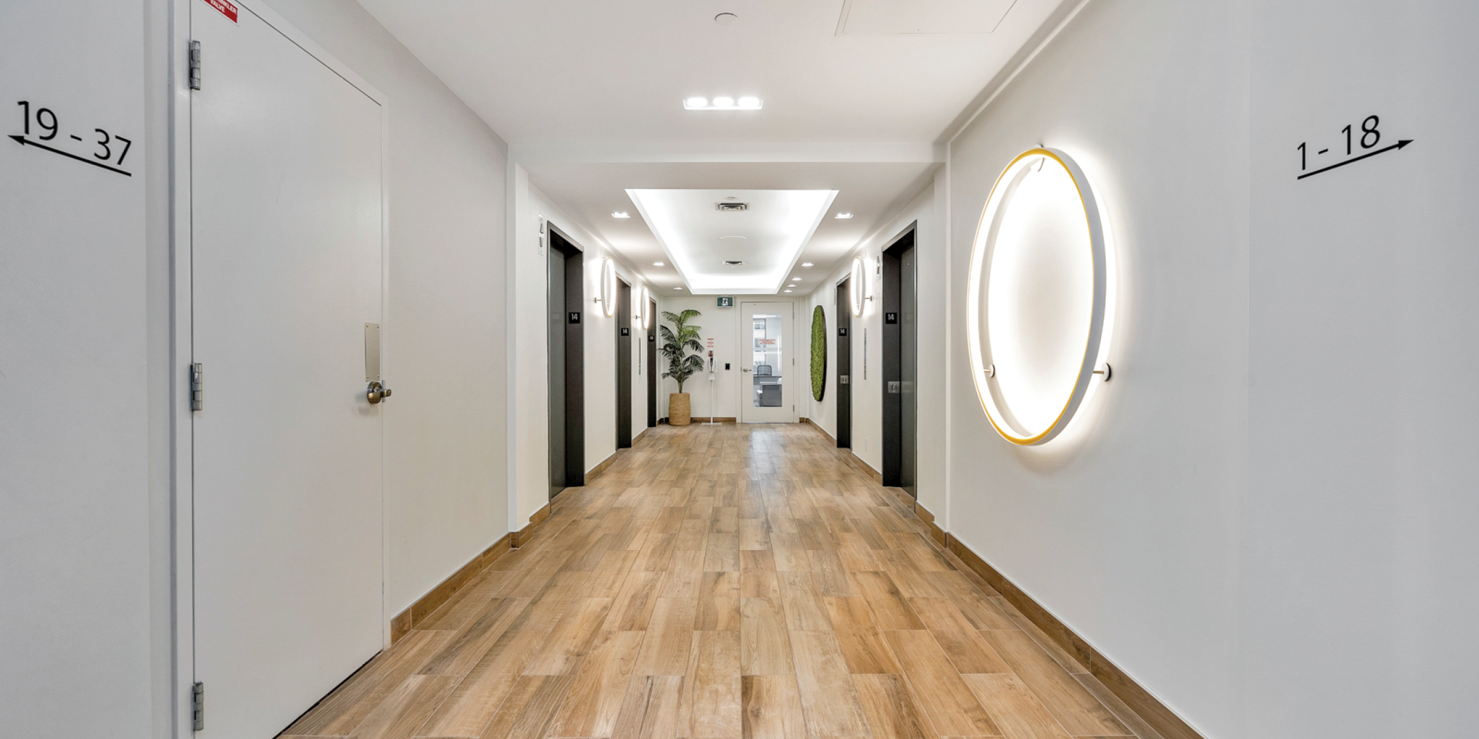 18 King Street E Elevator Lobby