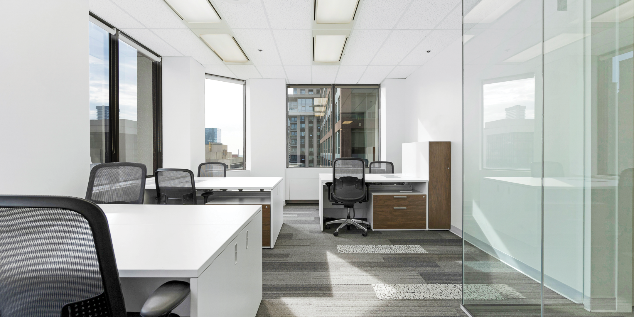 18 King Street E Office
