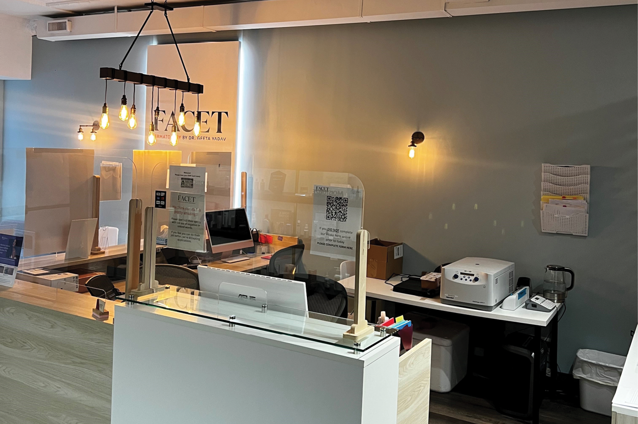 2533 Danforth reception area with lights