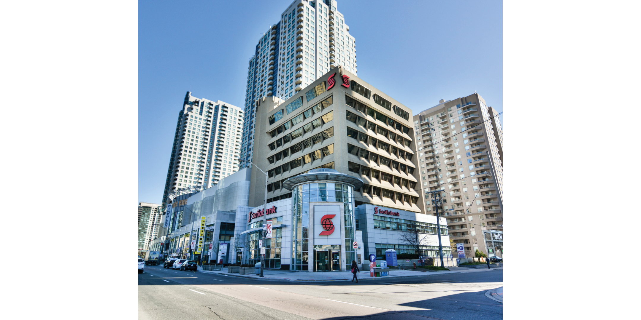 5075 Yonge Street Building