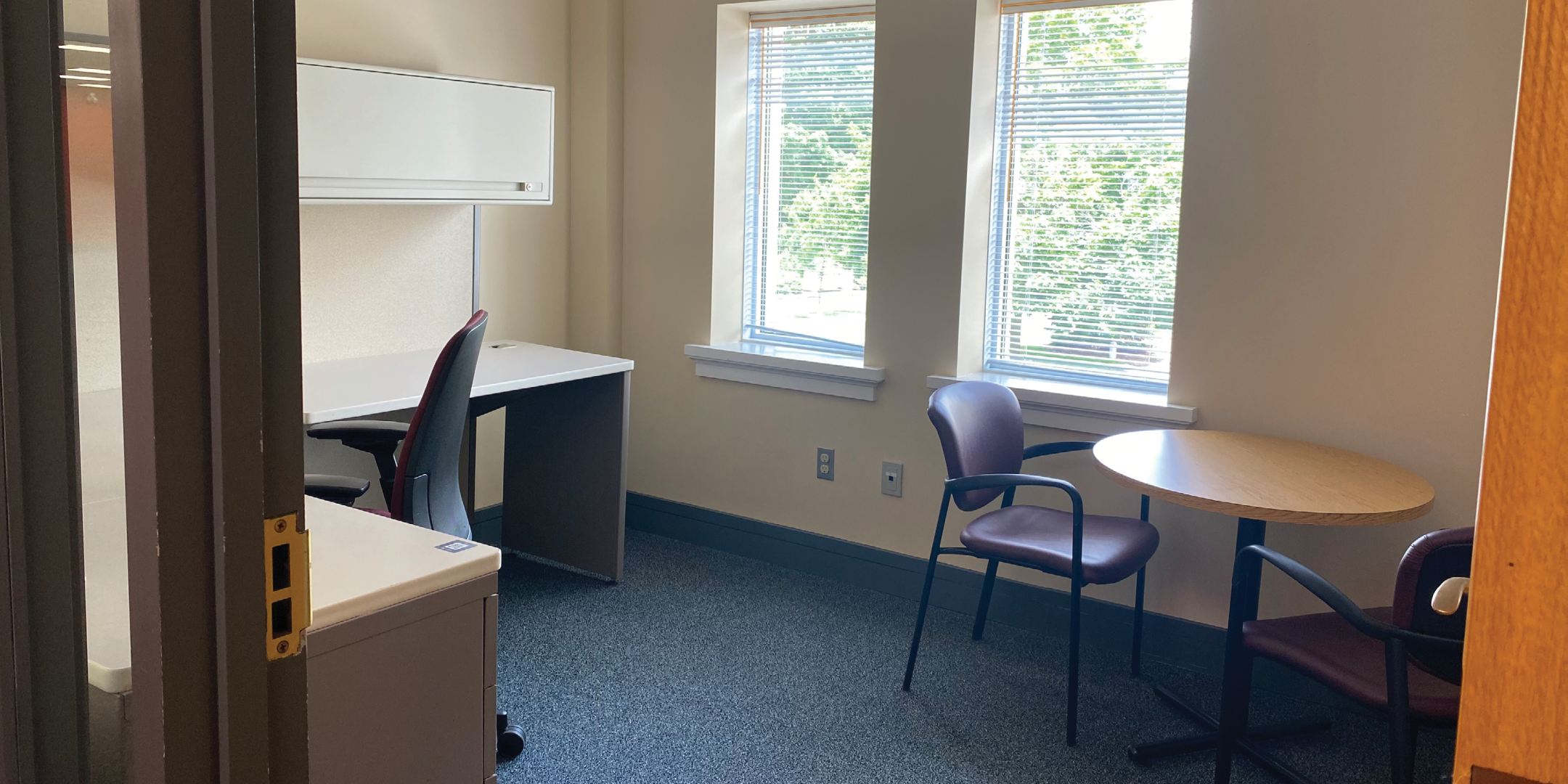 7 Echo Drive private office with windows