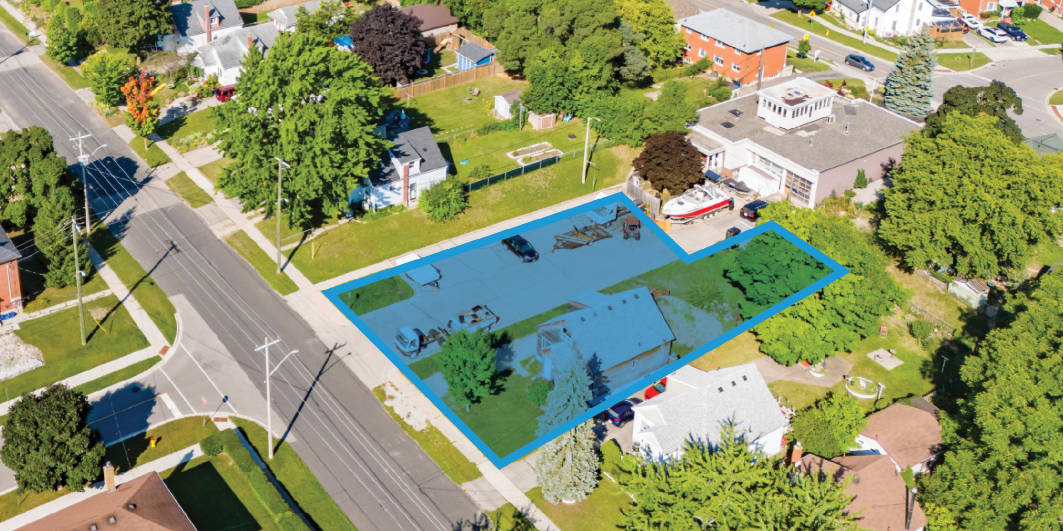 Aerial outline of 314-318 Blucher Boulevard