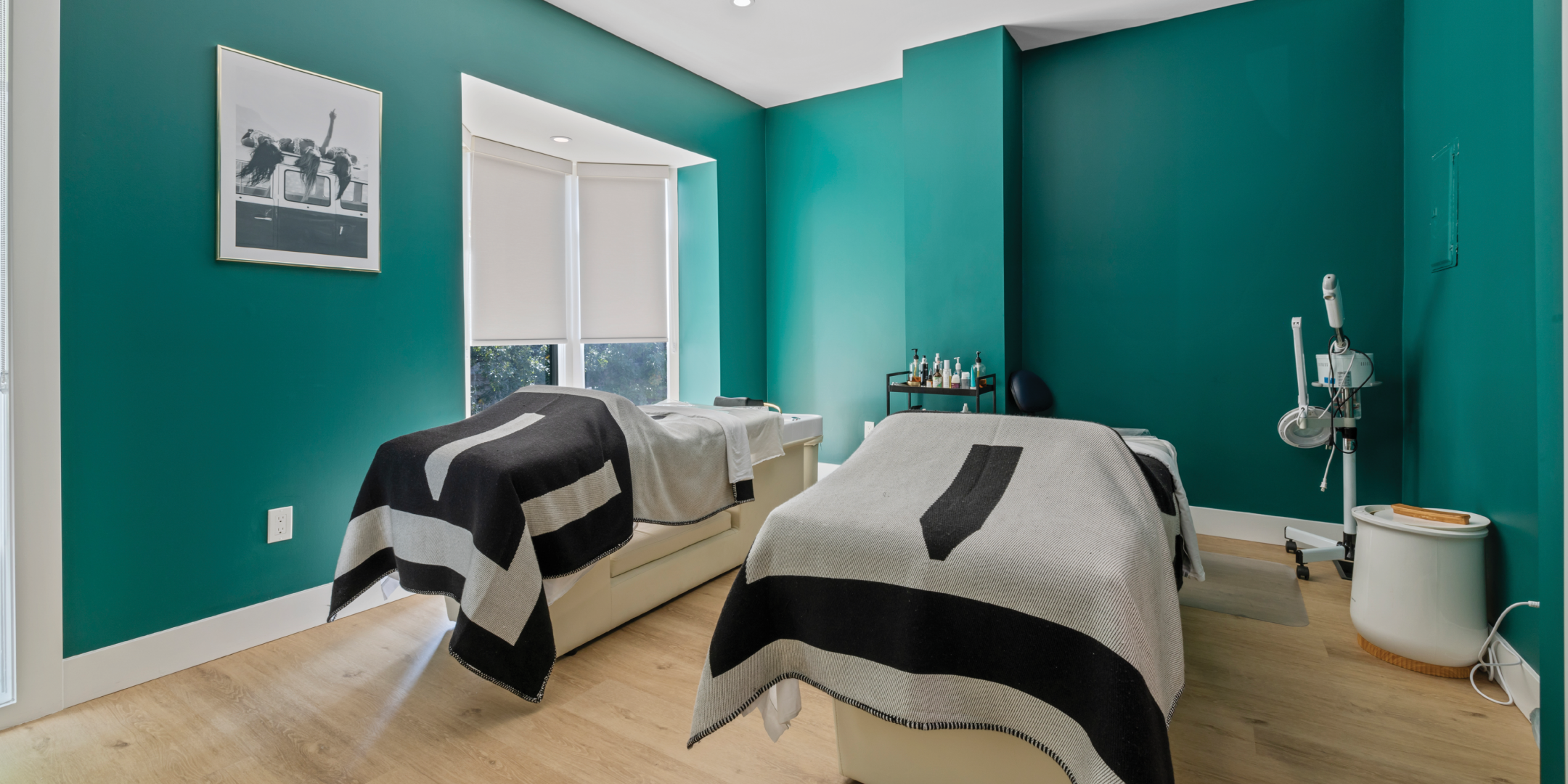 110 Scollard Street - Room 2