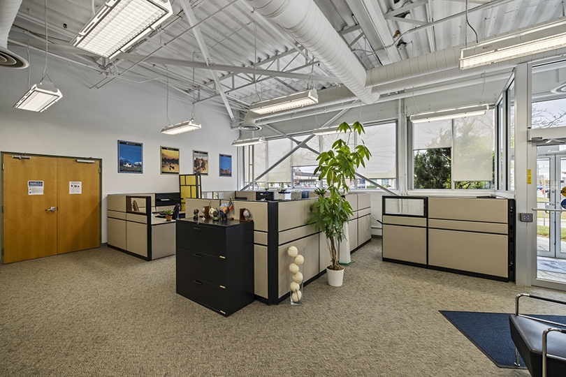 33 Kern Road office space showing workstations