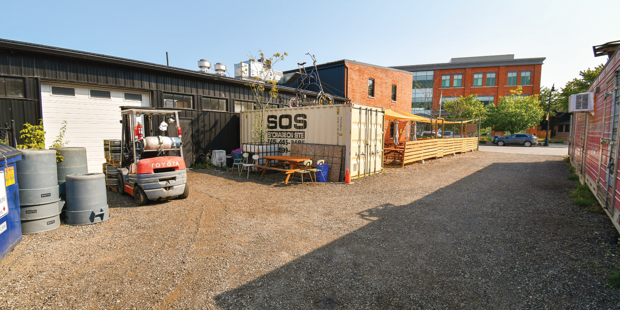 40 Simcoe outdoor back of brewery