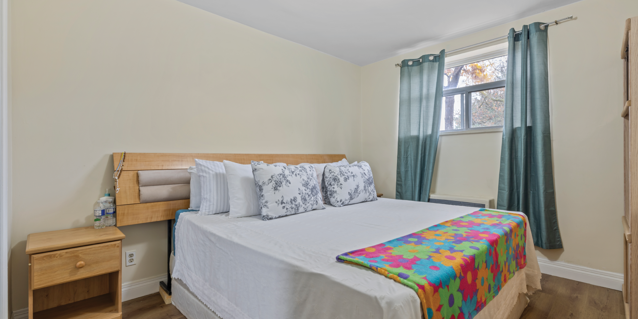 14 Torbolton bedroom with window