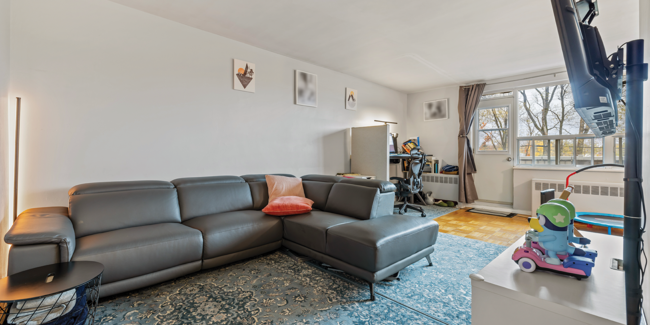 14 Torbolton living room with sofa