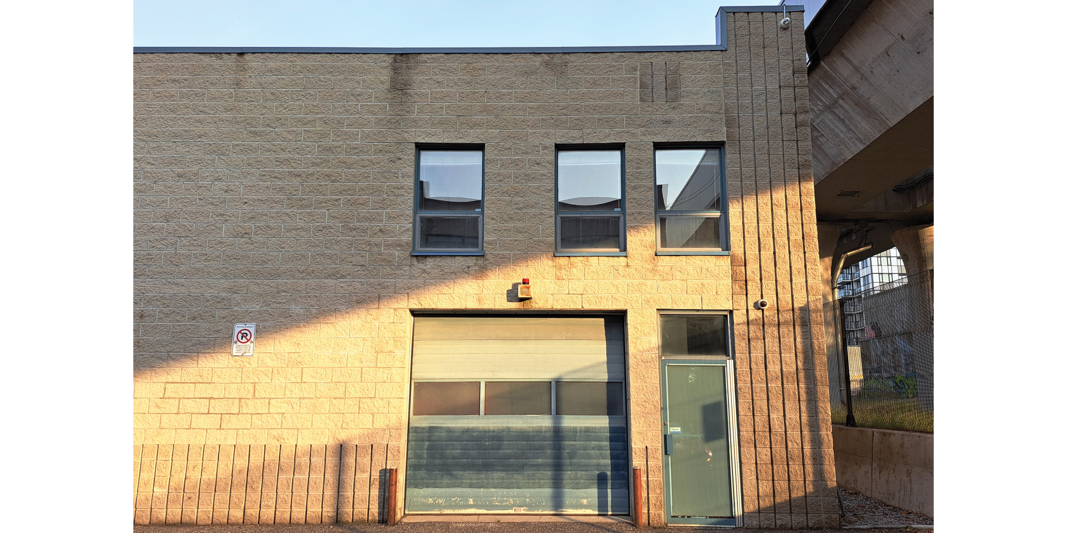 1444 Dupont Street front of building